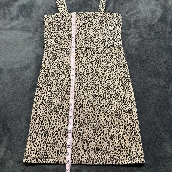 Y2K Leopard Print Bodycon Knit Mini Dress Medium Womens Forever 21 Slit 90s NWT - Picture 5 of 7